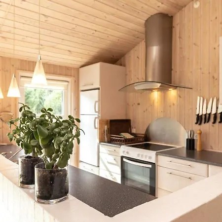 Three-bedroom In 21 * Aalbaek