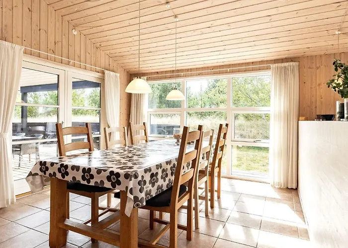 8 Person In Albaek-by Traum Feriehus